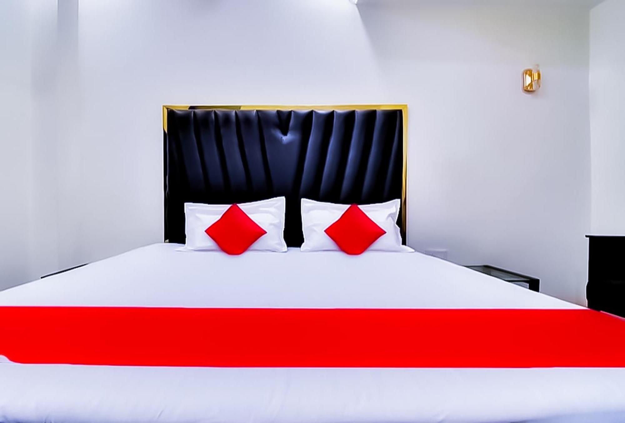 Hotel Sukoon - Ramesh Nagar نيودلهي المظهر الخارجي الصورة