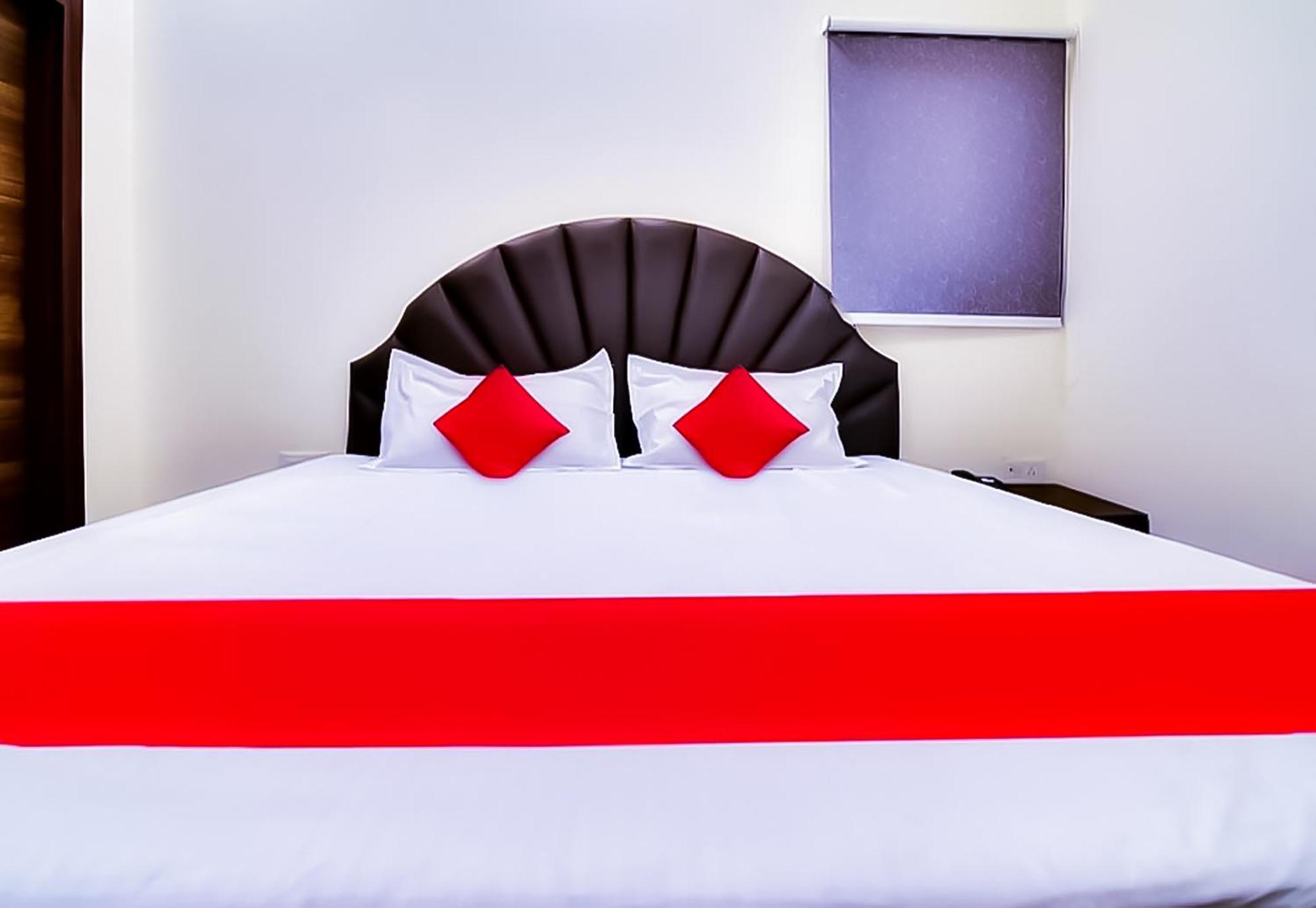 Hotel Sukoon - Ramesh Nagar نيودلهي المظهر الخارجي الصورة
